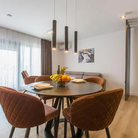 Apartment Braga A11 *